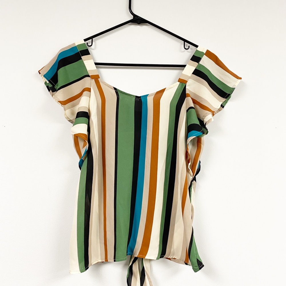 Striped Front Tie Short Sleeve Top - Picture 4 of 5